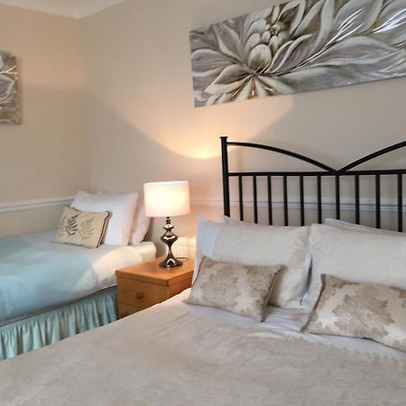 Caris Guest House Southend-on-Sea Bagian luar foto