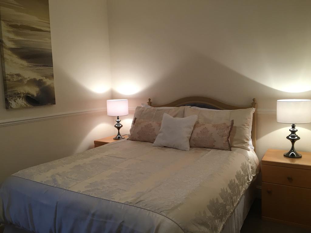 Caris Guest House Southend-on-Sea Bagian luar foto